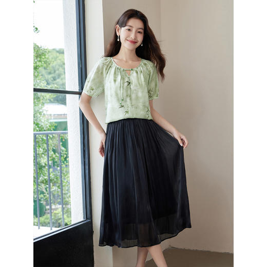 【专属特价】熙世界《青竹烟雨》新中式国风印花衬衫夏短袖流苏盘扣绿色上衣 商品图1