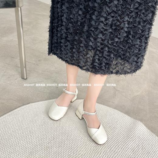 新品漆皮圆头百搭休闲女鞋829B42521（W） 商品图4