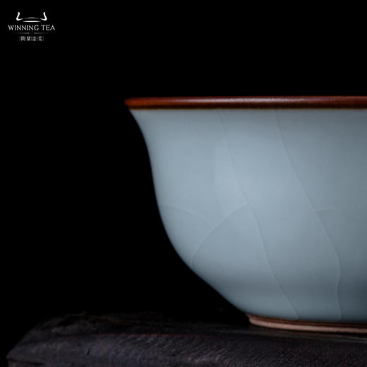 问鼎汝瓷鼎峰系列月白紫金釉经典款品茗杯 商品图2