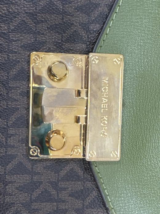 194900298435	迈克高仕MICHAEL KORS	MK ROSE系列女士小号时尚链条斜挎包 长宽高20X7X13CM 商品图3