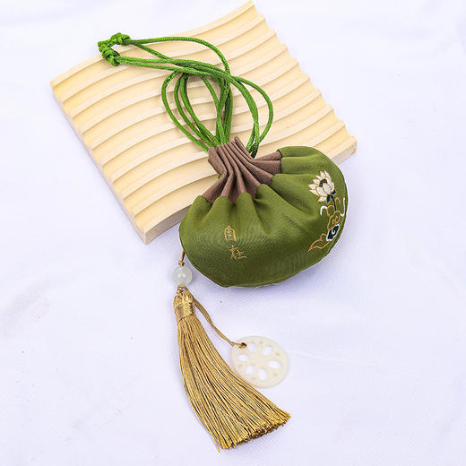 「数款可选！礼盒装」端午节香包香囊 古风小福袋汽车挂件艾草驱蚊香袋随身汉服荷包配饰 商品图4