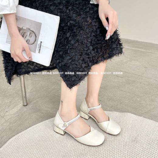 新品漆皮圆头百搭休闲女鞋829B42521（W） 商品图3