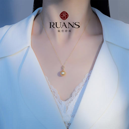 阮仕女神系列 G18K金南洋金珍珠链牌 11-12mm 正圆 无瑕 极强光 商品图2