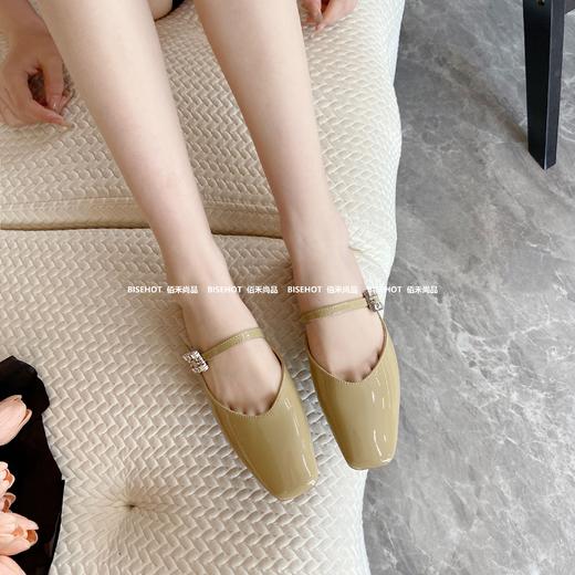 新品漆皮杏头百搭舒适平底拖鞋845B42570（W） 商品图1