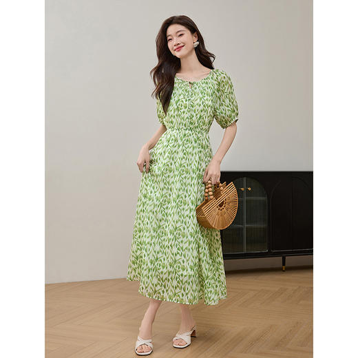 【专属特价】熙世界25夏季法式度假气质显瘦泡泡袖薄荷曼波绿色碎花连衣裙女 商品图3