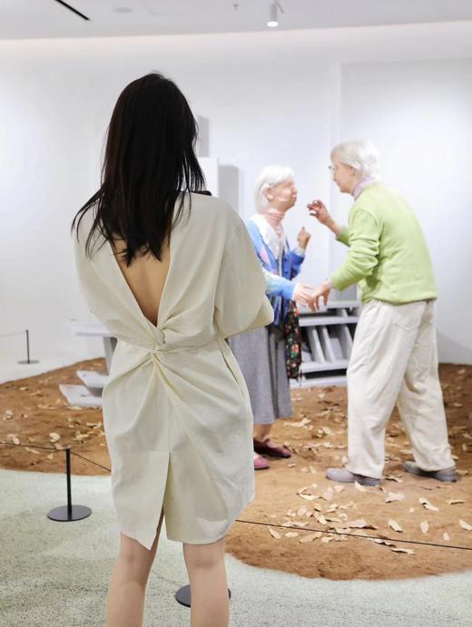 MAISON COVET 衬衫款露背连衣裙 商品图8