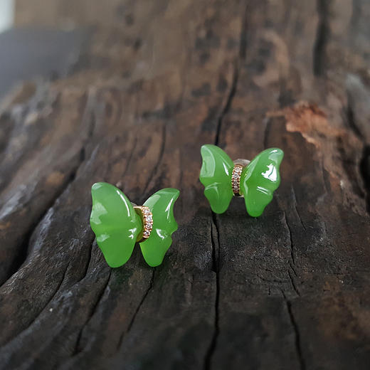 【天然正品】天然苹果绿蝴蝶造型和田玉碧玉AU750精品玫瑰金镶钻耳钉10.2*11.7*15.2MM（皆取最大值）040124XY02特价 商品图5