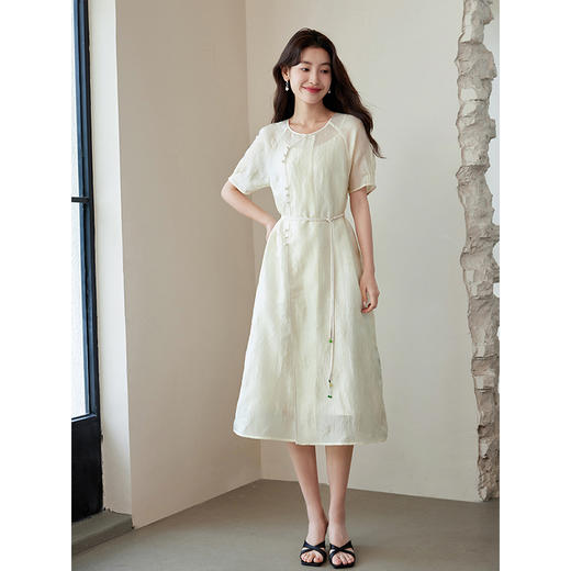 【专属特价】熙世界新中式珠扣国风连衣裙夏季肌理提花欧根纱吊带裙子两件套 商品图3