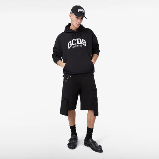 GCDS 男士字母徽标贴花棉质休闲短裤 黑色 A1CM3107TD399 商品图3