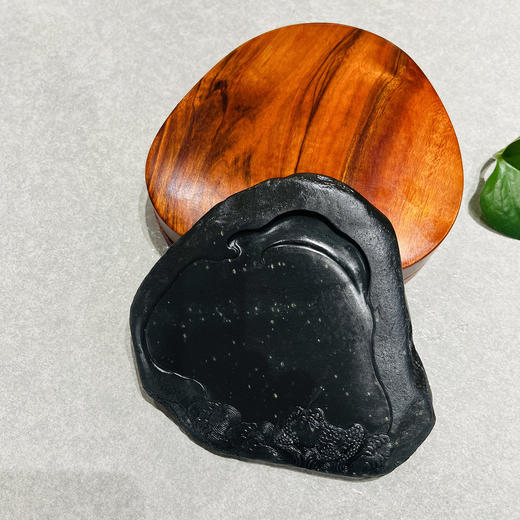 随形歙砚°金蟾 商品图1