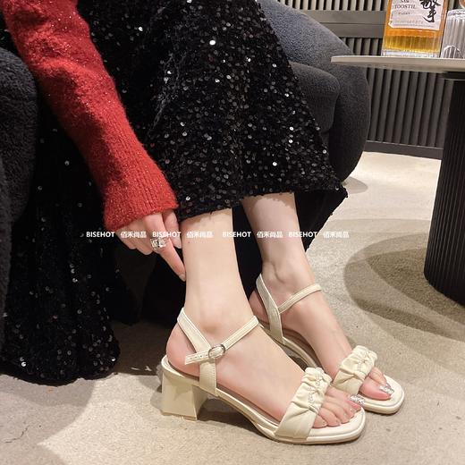 新品粗跟百褶饰扣时装凉鞋909B42587（W） 商品图4