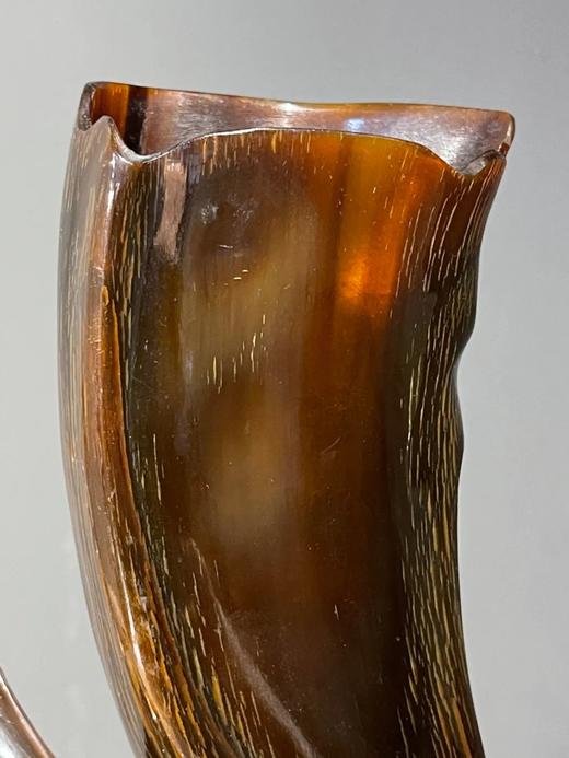 牛角巧雕案头笔筒摆件，顺丰包邮 商品图11