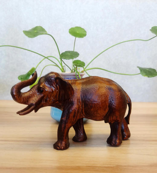 做旧大象°黄杨木摆件 商品图0