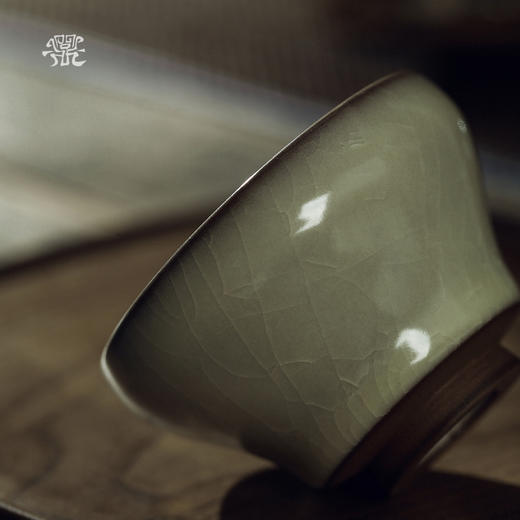 问鼎哥窑致巧款精工天雪杯 商品图3