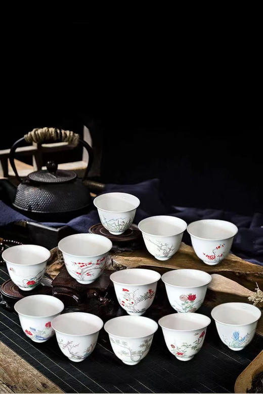 清·康熙款五彩十二月花卉杯（12杯） 商品图3