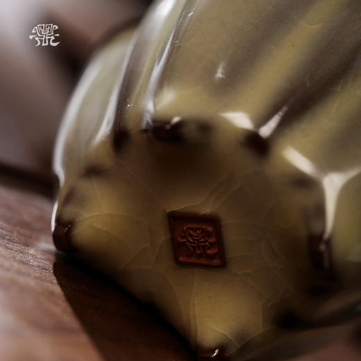 问鼎哥窑致巧款嘉吉杯 商品图4