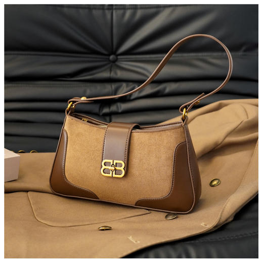 【品牌授权】B家同款腋下包单肩包时装款女包 商品图2