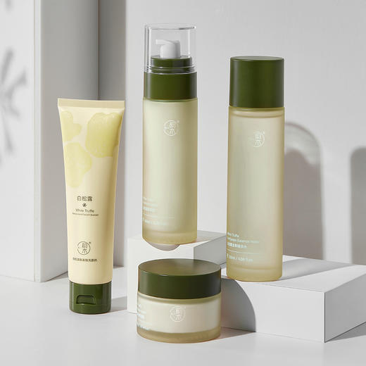 「59.9到手4件套」韵木白松露虫草水乳四件套 单品补水保湿提亮肌肤组合四件套学生美容护肤清洁 商品图1