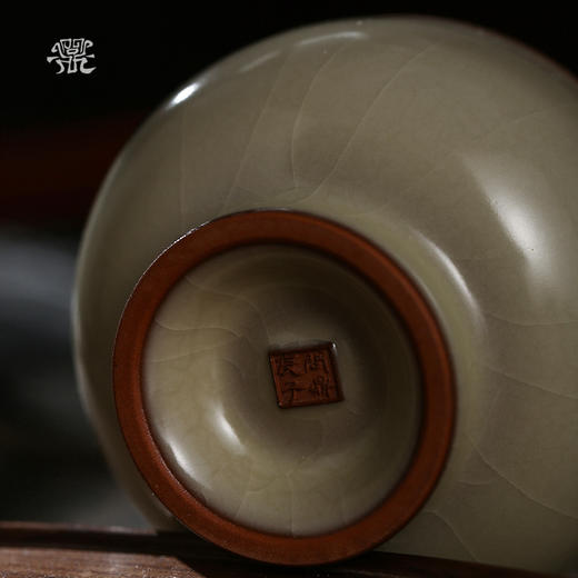 问鼎哥窑致巧款精工流春杯 商品图4