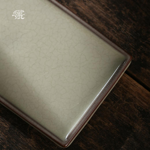 问鼎哥窑致巧款海平壶承 商品图3