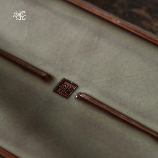 问鼎哥窑致巧款海平壶承 商品图4