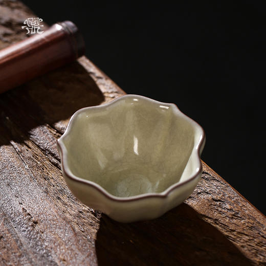 问鼎哥窑致巧款三叶杯（缺货） 商品图2