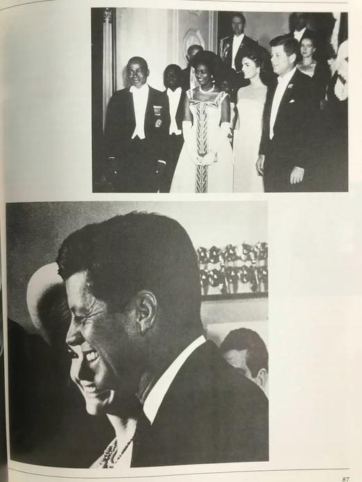 短暂的闪光时刻：缅怀肯尼迪 约百幅插图 精装16开 商品图14