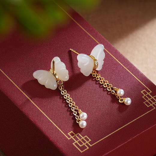 子佩集S925银【映蝶】耳钉【ED02883】纯银古法银和田玉蝴蝶镀金2405 商品图3