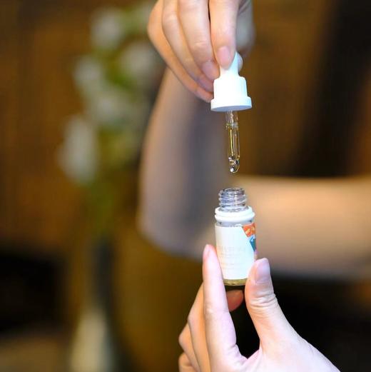 【奕虹私人订制-她的私护精油】3种高奢植物精油，10种天然植物精油，无香精，无防腐剂，无矿物油，无色素，无抗生素 商品图1