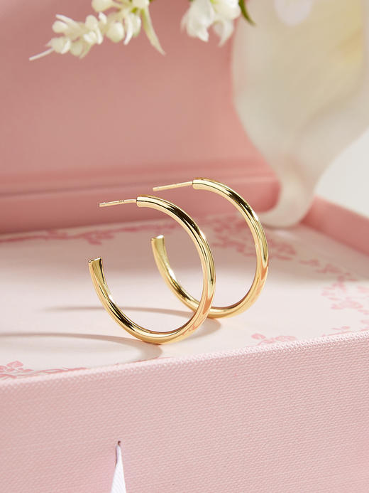 【品牌授权】LACLOCHE纯银镀金素圈耳环 颜色：14K黄； 材质：925银； 尺寸:3CM 商品图3