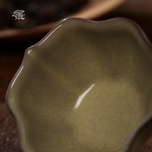 问鼎哥窑致巧款三叶杯（缺货） 商品图3