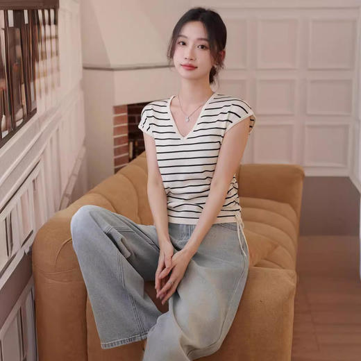 【条纹冰丝针织衫】正肩微胖显瘦上衣设计感小众冰丝针织衫抽绳别致条纹短袖t恤女夏 商品图0