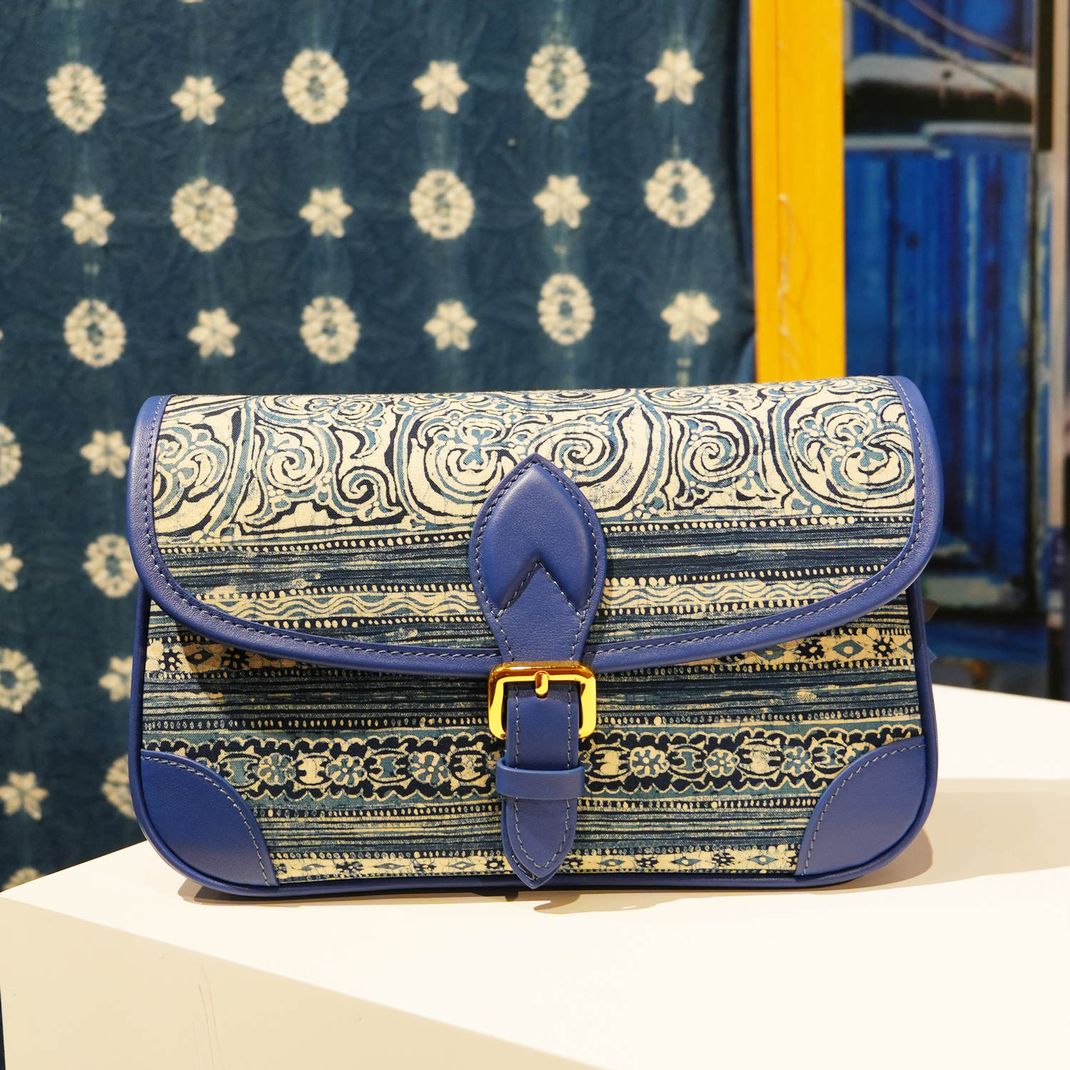 深山集市·蜡染蓝色单肩包