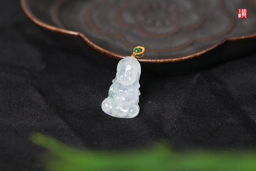 天然翡翠【宝宝佛】 镶嵌：18k 金扣 商品图1
