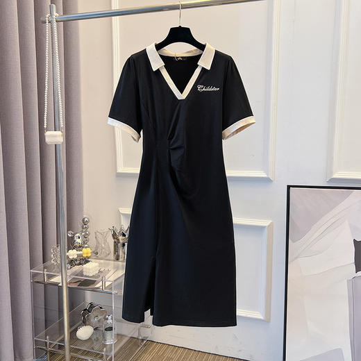 【120-300斤加大码V领连衣裙女】夏季新款 胖mm休闲显瘦开叉中长款T恤连衣裙 商品图6