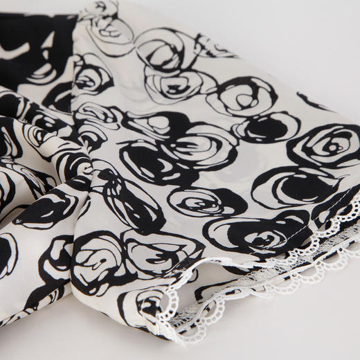 PF8B5斯尔丽24新款定位花配腰带收腰放摆显高显瘦连衣裙 商品图5