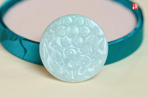 天然翡翠【黄财神】吊坠  配精美挂绳 商品图5