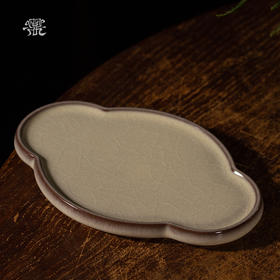 问鼎哥窑致巧款吉禄壶承