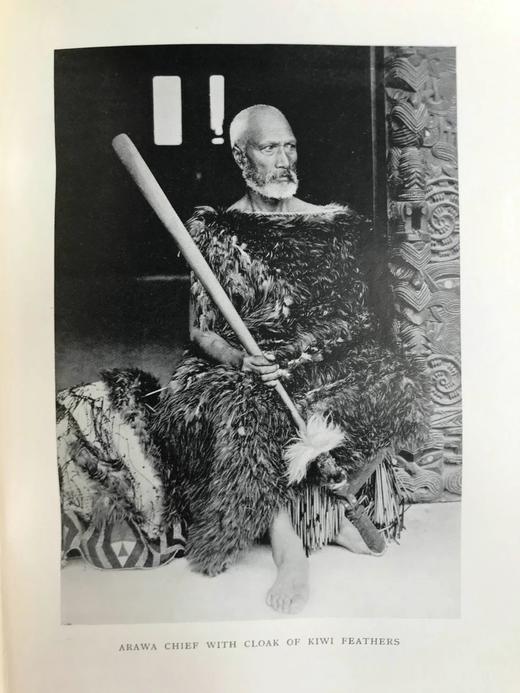 1924年 与毛利人一起的一年：他们的艺术与习俗研究 数十幅插图 漆布精装18开 商品图13