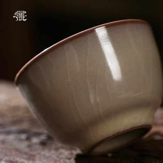 问鼎哥窑致巧款精工观涛杯 商品图2