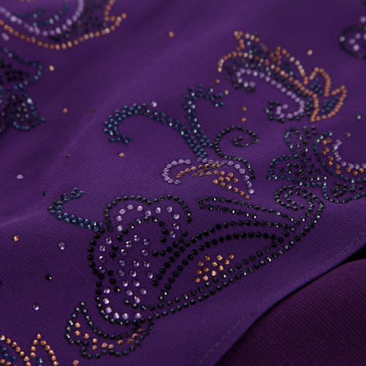 PF8F5斯尔丽2024新款旗袍式披肩雪纺拼接烫钻工艺精致悬垂丝滑连衣裙 商品图4