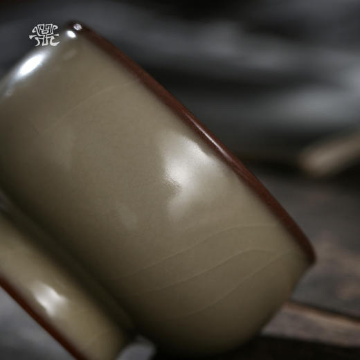 问鼎哥窑致巧款精工流春杯 商品图3