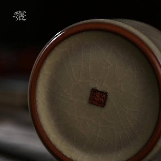 问鼎哥窑致巧款精工照月杯 商品图4