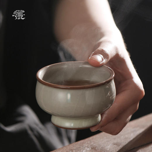 问鼎哥窑致巧款精工瑾瑜杯 商品图1