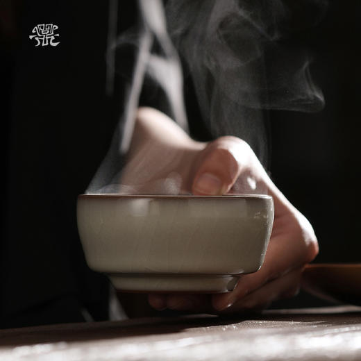 问鼎哥窑致巧款精工云潭杯 商品图2