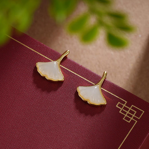 子佩集S925银【东风银杏】耳钉【ED02859】纯银古法银和田玉银杏镀金2405 商品图1