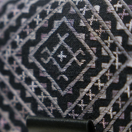 深山集市·灰色数纱绣横版包包 商品图2