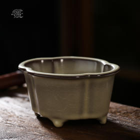 问鼎哥窑致巧款云祥水洗