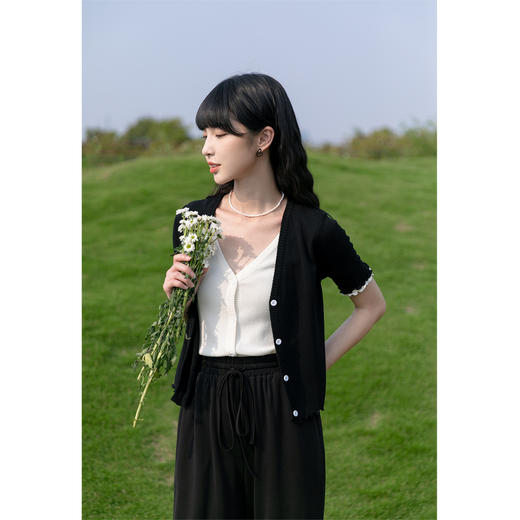 鹿向南 假两件针织衫女夏新款设计感小众V领撞色短袖开衫上衣LXN18753 商品图3