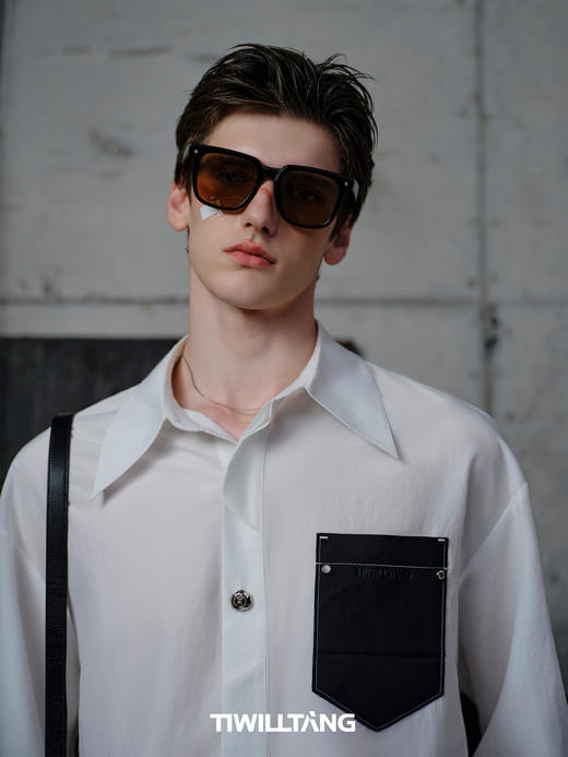 TIWILLTANG启世录“日暮晨昏”结构皮口袋防晒衬衫 商品图1